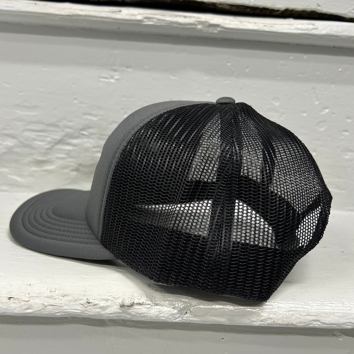 Cassiel Clo Arch Logo Grey Foam Trucker Cap
