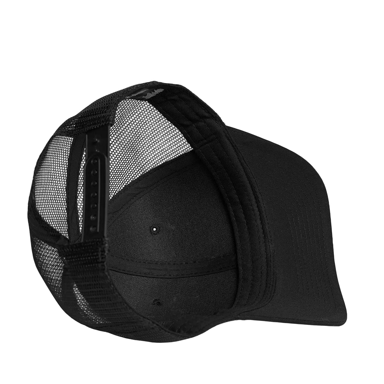 Cassiel Clo Cotton Metal Badge Black Trucker Cap
