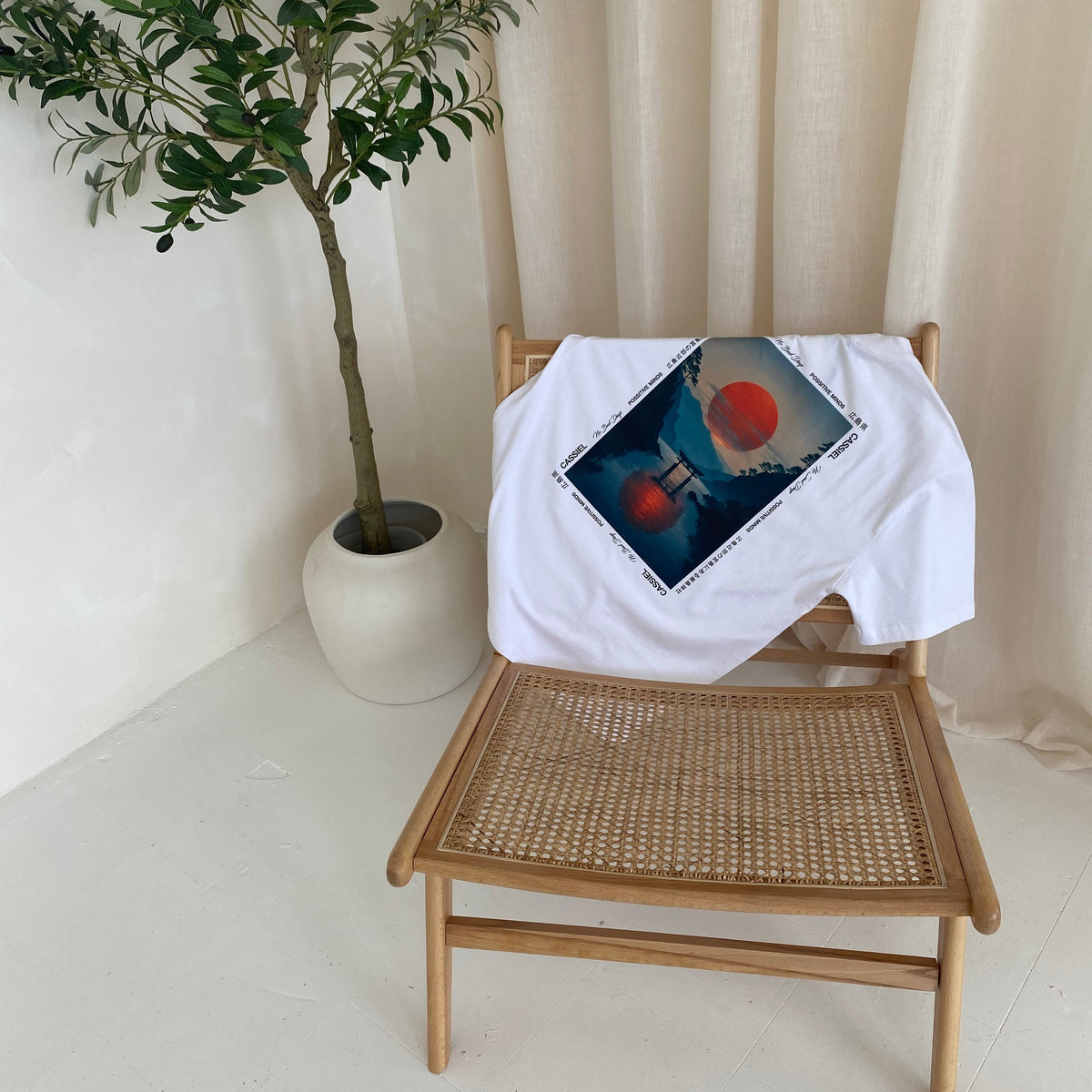Cassiel Clo Sunset Faded White Tee