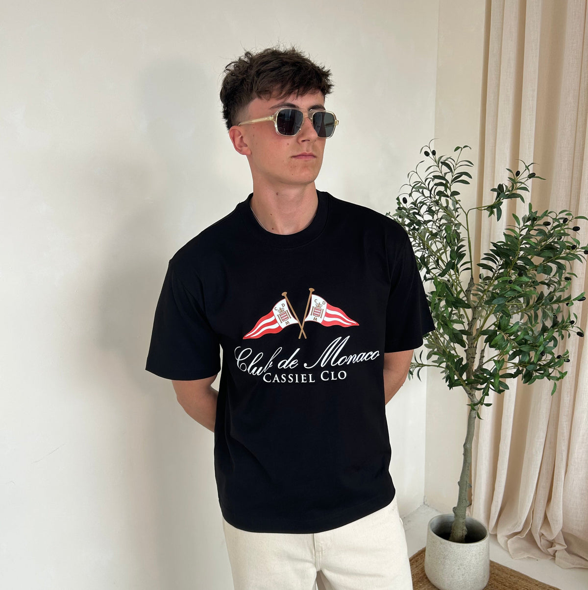 Cassiel Clo Club De Monaco Box Black Tee