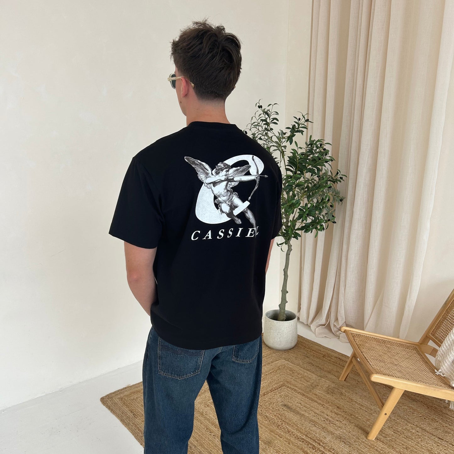 Cassiel Clo Cherub Box Black Tee