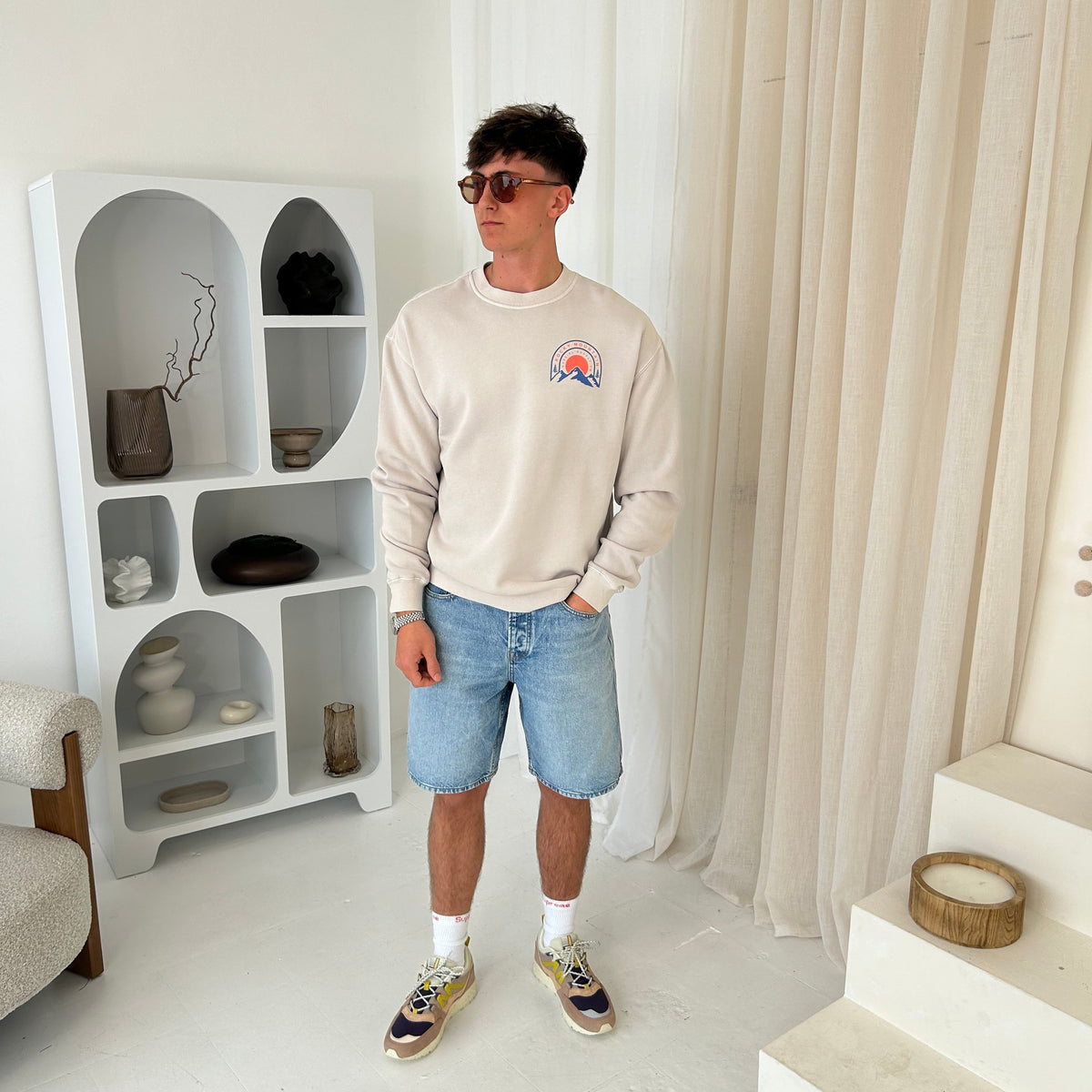 Cassiel Clo Rocky Mountain Bone Sweatshirt