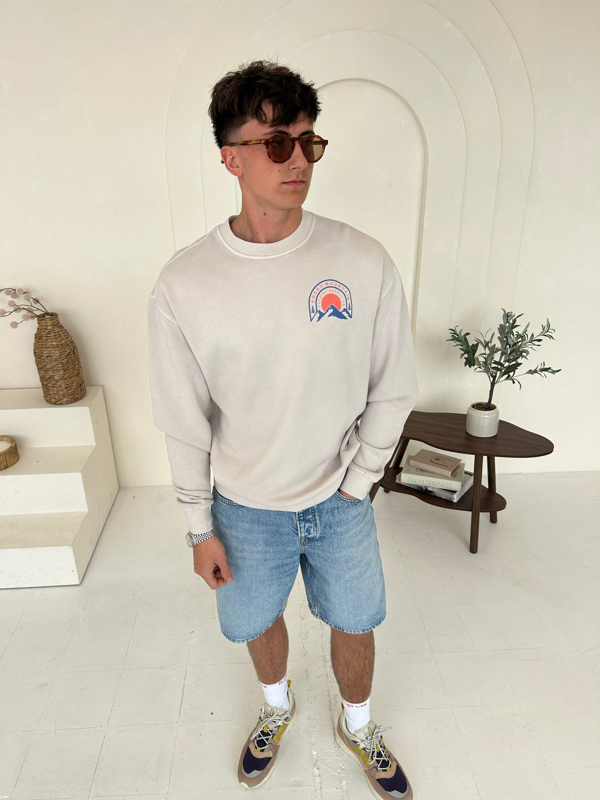 Cassiel Clo Rocky Mountain Bone Sweatshirt