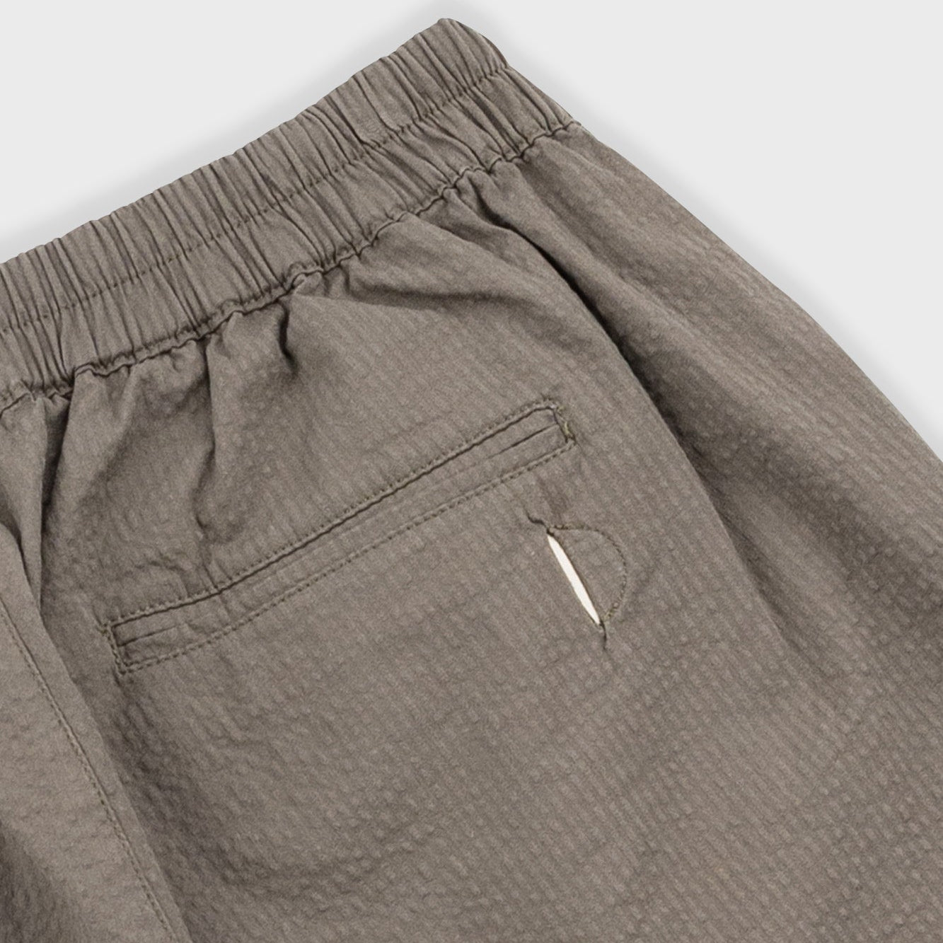 Folk Relaxed Assembly Seersucker Olive Short