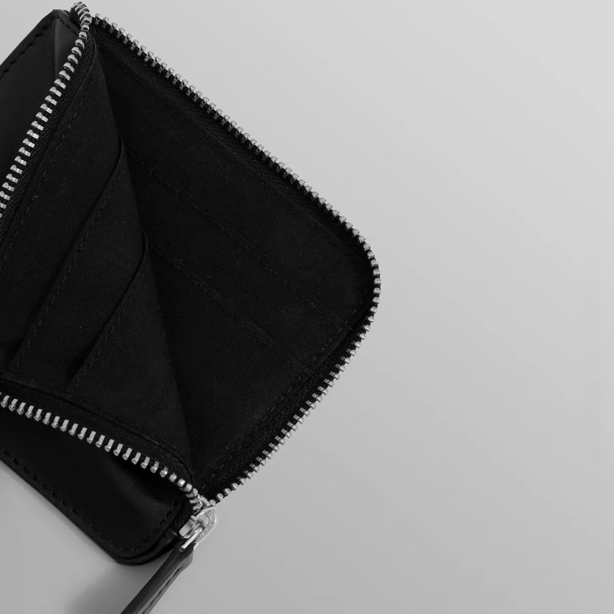 Wax London Hartford Zip Round Black Wallet